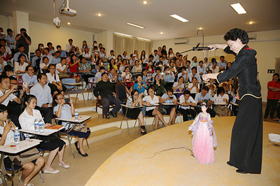 闽韵传丝路，偶艺连中柬——中国福建木偶戏文化交流活动在柬埔寨金边成功举办